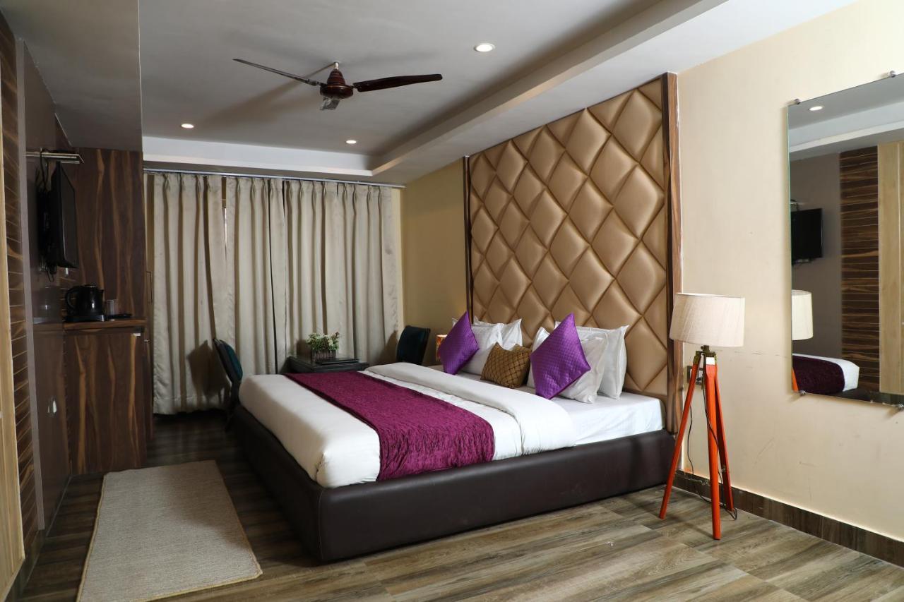 Perfectstayz Premium @Harkipauri Road Haridwār Extérieur photo