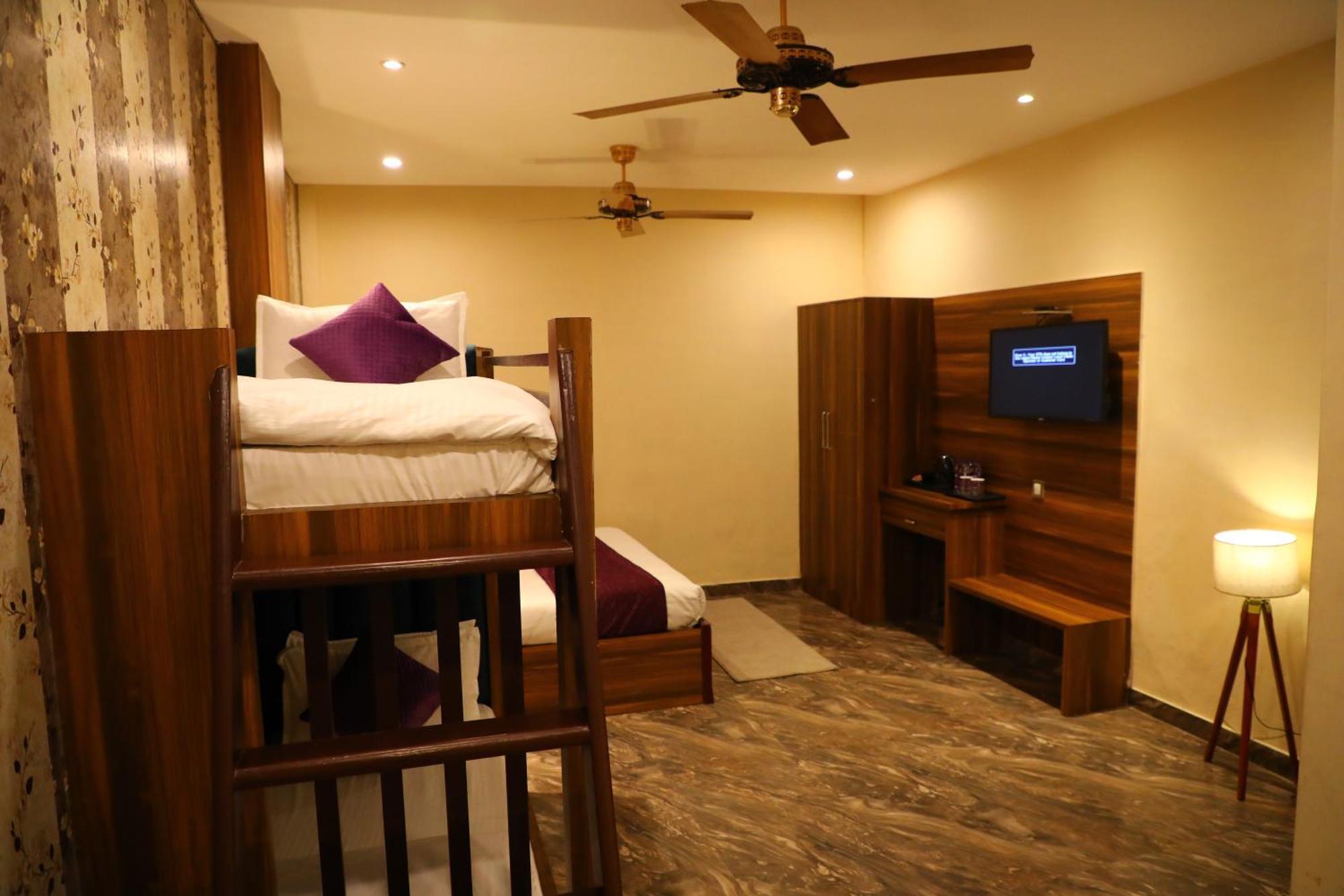 Perfectstayz Premium @Harkipauri Road Haridwār Extérieur photo