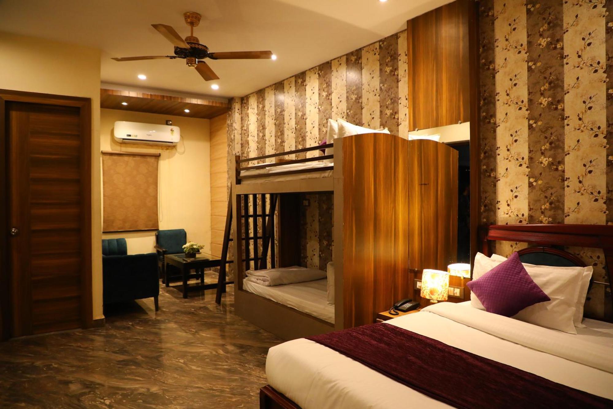 Perfectstayz Premium @Harkipauri Road Haridwār Extérieur photo
