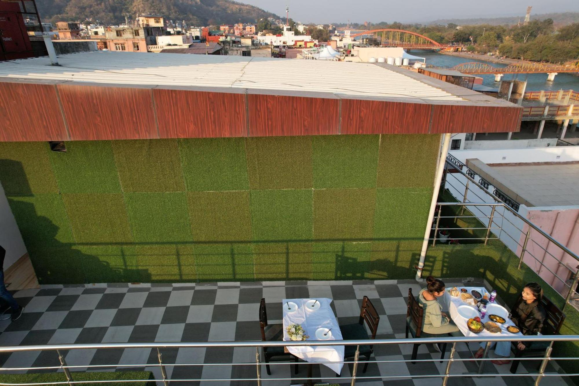 Perfectstayz Premium @Harkipauri Road Haridwār Extérieur photo